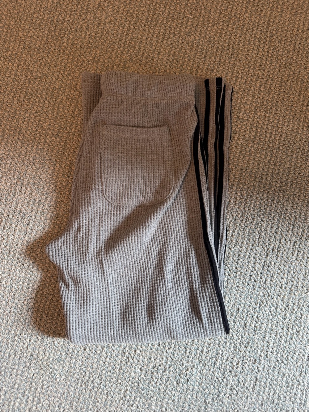 DONNI. Thermal crop waffle stripe track pant heather grey - Picture 2 of 3